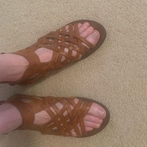 Beautiful Garnet Hill Italian Leather Sandals EUC Size 10 Brown